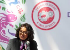 ¿Qué empresas promueven el trabajo digno en CDMX? Gobierno capitalino entrega 45 distintivos