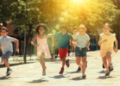 Calles para jugar: la revolución urbana que devuelve el espacio a las familias