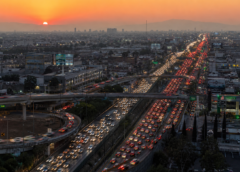Tráfico en CDMX cuesta 100 mil millones de pesos anuales por congestión